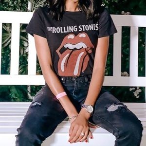 ROLLING STONES Band Tour T-shirt Size Medium
